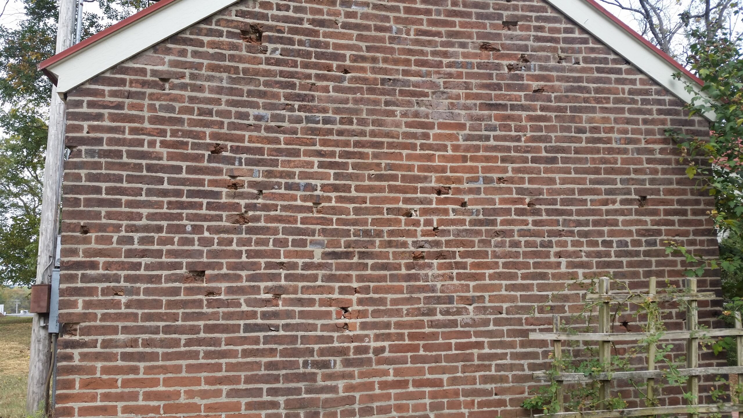 Franklin–Carter House bullet holes brick wall